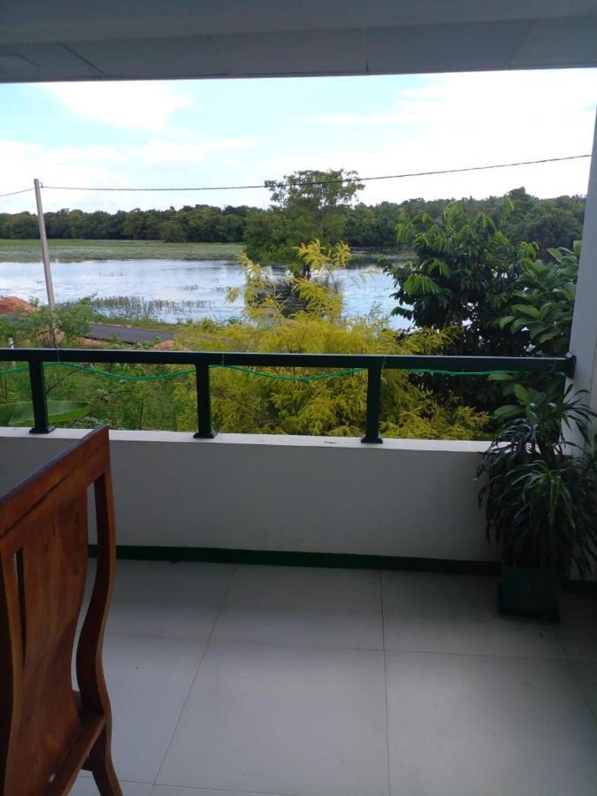 Lake Edge Dambulla Eksteriør bilde